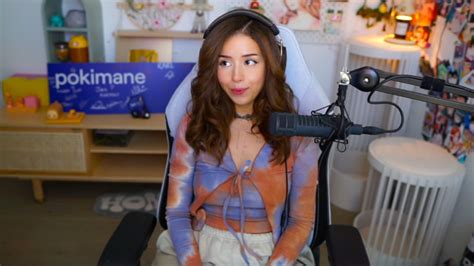 pokimane nip slip|Pokimane panics after accidental wardrobe malfunction on.